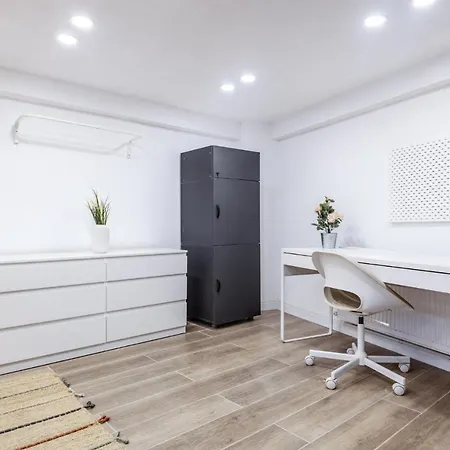Centrally Located Flat In Sisli Apartment *
